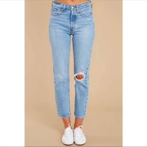 Levi’s Premium Wedgie Straight Jeans Women’s size 29 Tango Fray